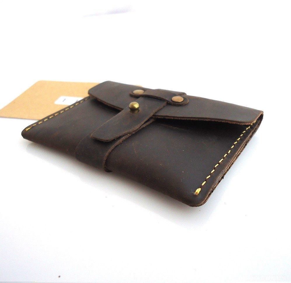 Genuine full leather men's wallet with multiple card slots and ID pocket, compact credit card holder in black leather.