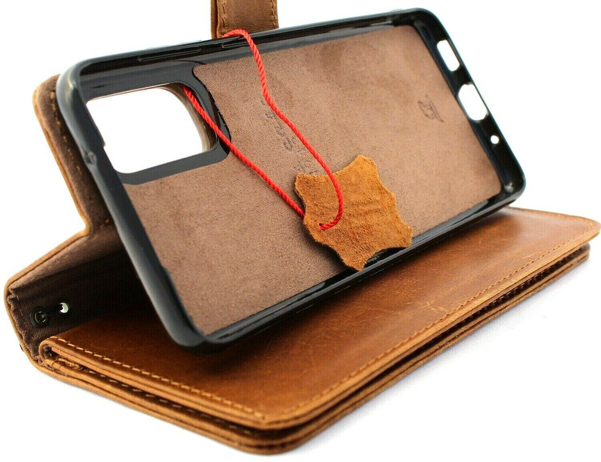 Genuine leather Samsung Galaxy S20 wallet case by DAVISCASE with card slots, magnetic closure, and window for notifications.