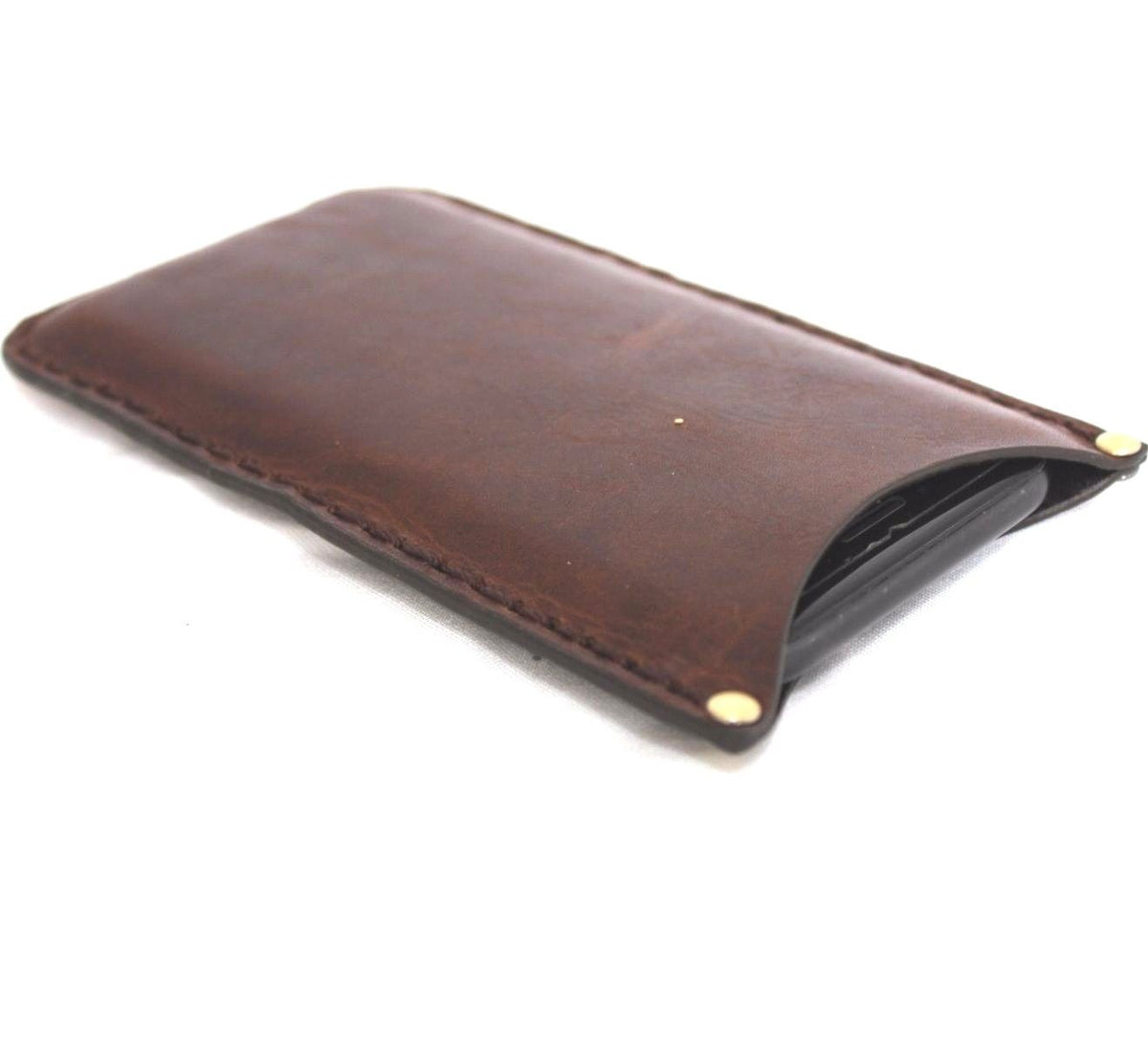 Genuine full leather iPhone 8 case with wallet card slots, slim design, compatible with wireless charging, in classic Davis style.
