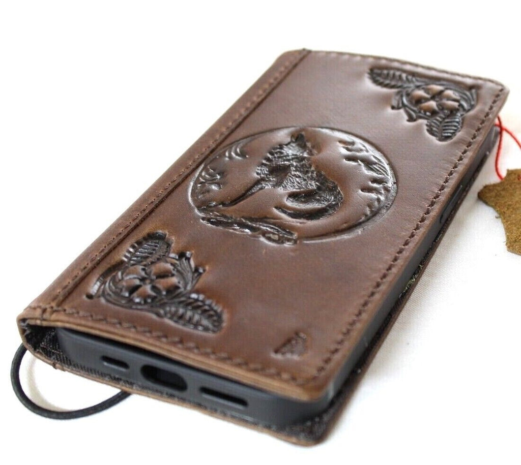 DavisCase genuine leather wallet phone case for iPhone 11-15 Pro Max, vintage tan, with credit card slots and full grain leather finish.