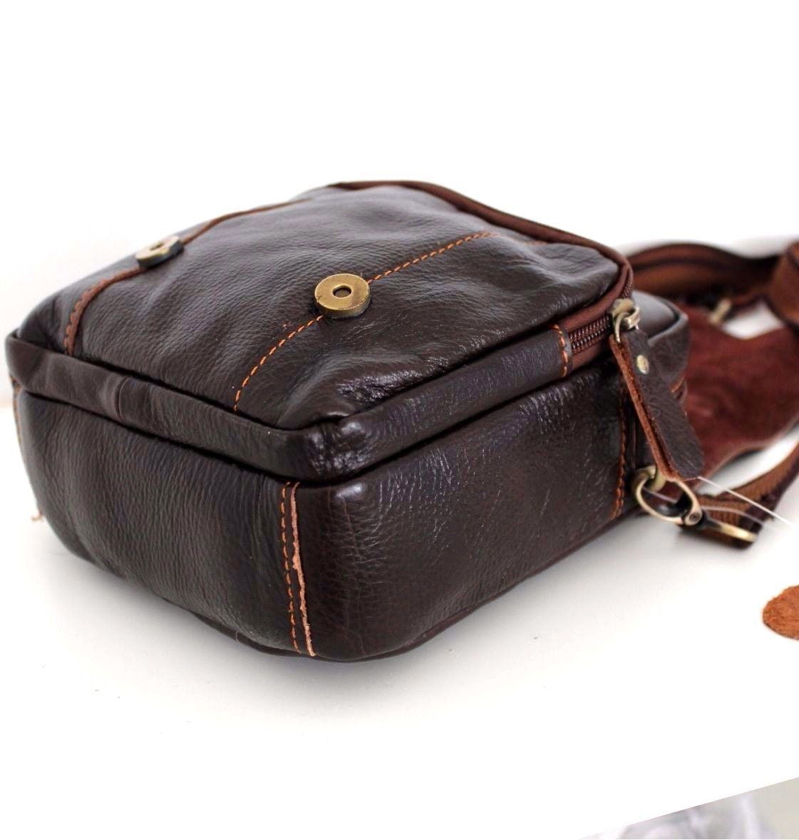 Genuine leather men's shoulder satchel bag with vintage style, small messenger design by DAVISCASE.