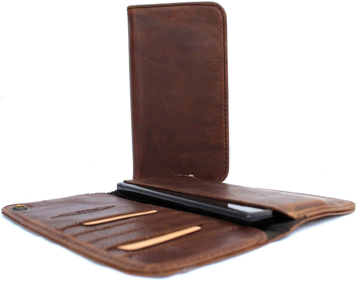 Genuine Italian leather brown wallet case for LG V40, V30, and G7 by DAVISCASE, featuring a slim, book-style design.