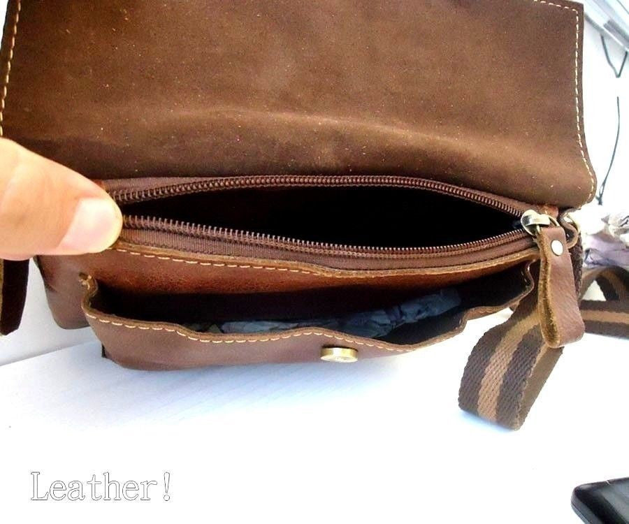 Genuine leather shoulder wallet bag for men and women by DAVISCASE, featuring a compact waist pouch and camera pocket design.