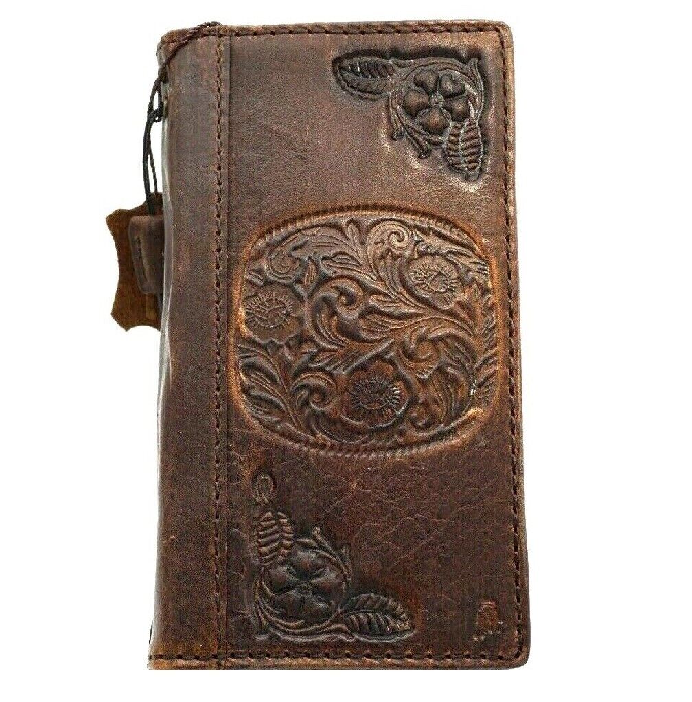 Genuine leather phone case for Galaxy S22, S21, S20, Note 20, A51, A71, and more, with vintage art wallet design by DAVISCASE.