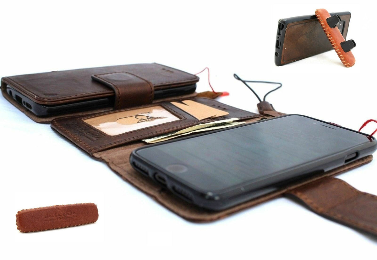 Vintage leather wallet case for Apple iPhone XR by DAVISCASE with magnetic car holder and stand, featuring card slots and oiled finish.