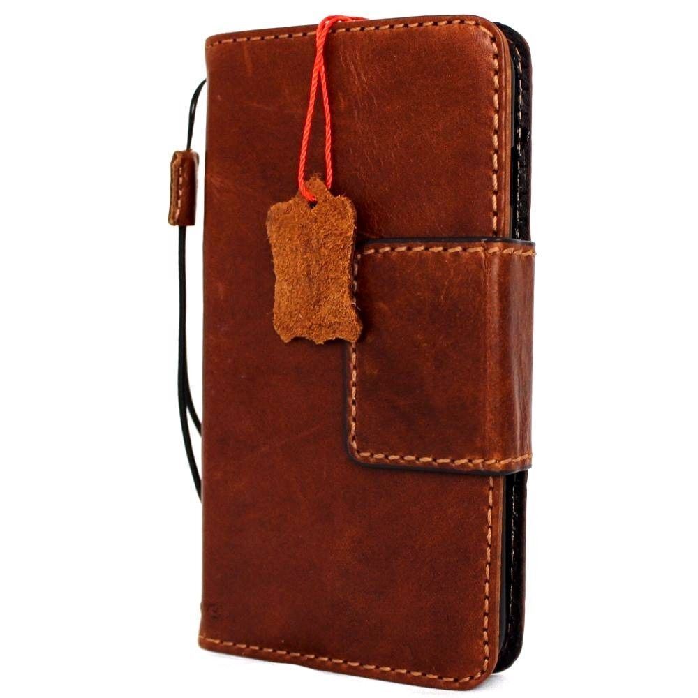 Handmade genuine leather phone case by DAVISCASE for iPhone 12-15 Pro Max and Galaxy S22 Ultra, featuring vintage wallet design and magnetic closure.