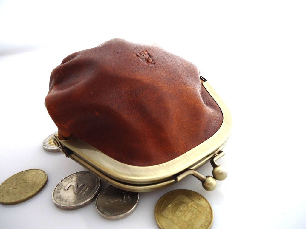 Vintage brown genuine soft leather women's mini coin purse with wallet case, compact and stylish for ladies.