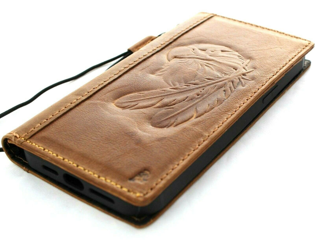 DAVISCASE handmade leather phone case for iPhone 11-15 Pro Max and Galaxy S22 Ultra, vintage style with embossed eagle design.