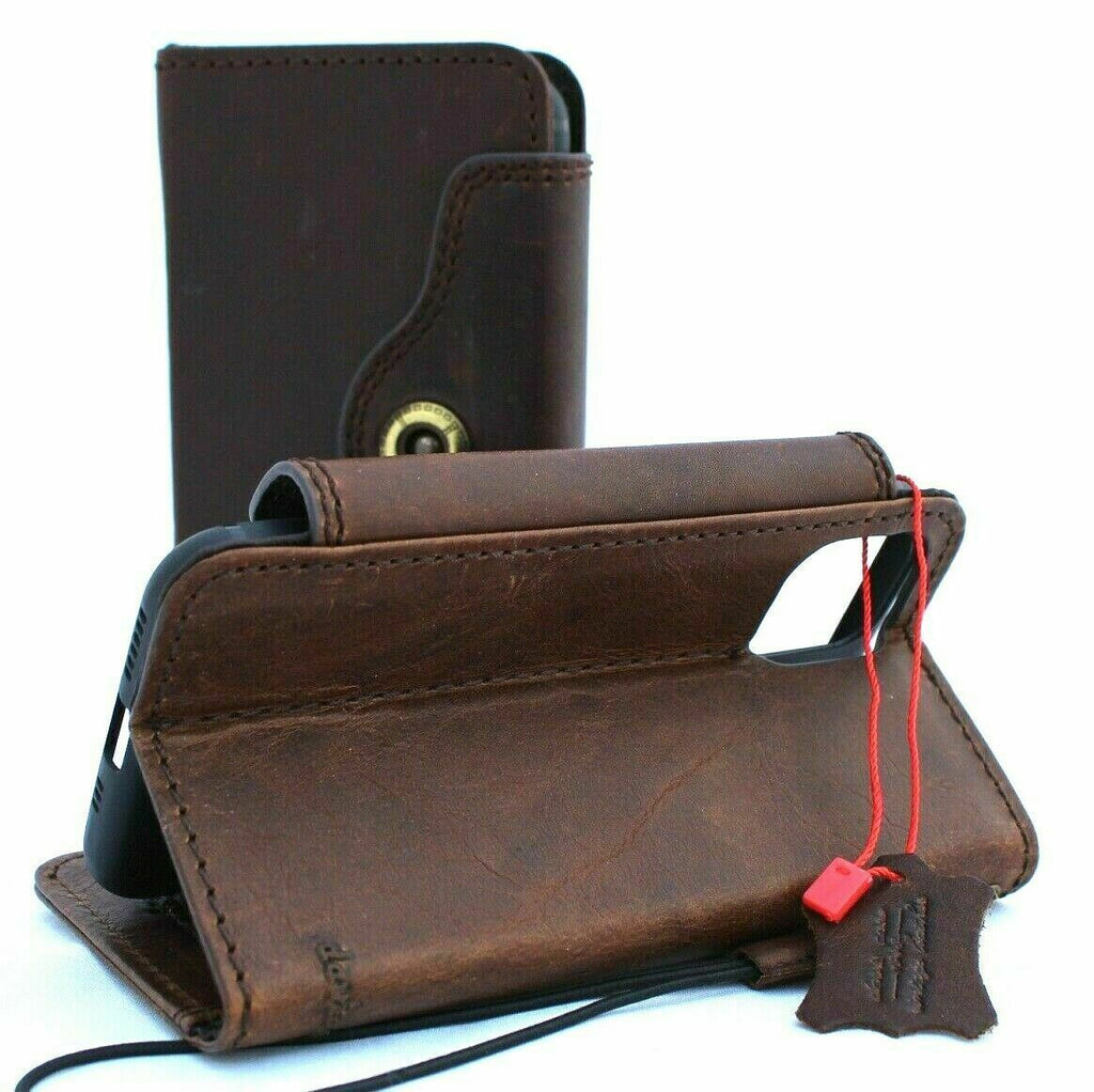 Handmade genuine leather phone case for iPhone 13-17 Pro Max and SE, vintage style, full grain leather, luxury DAVISCASE cover
