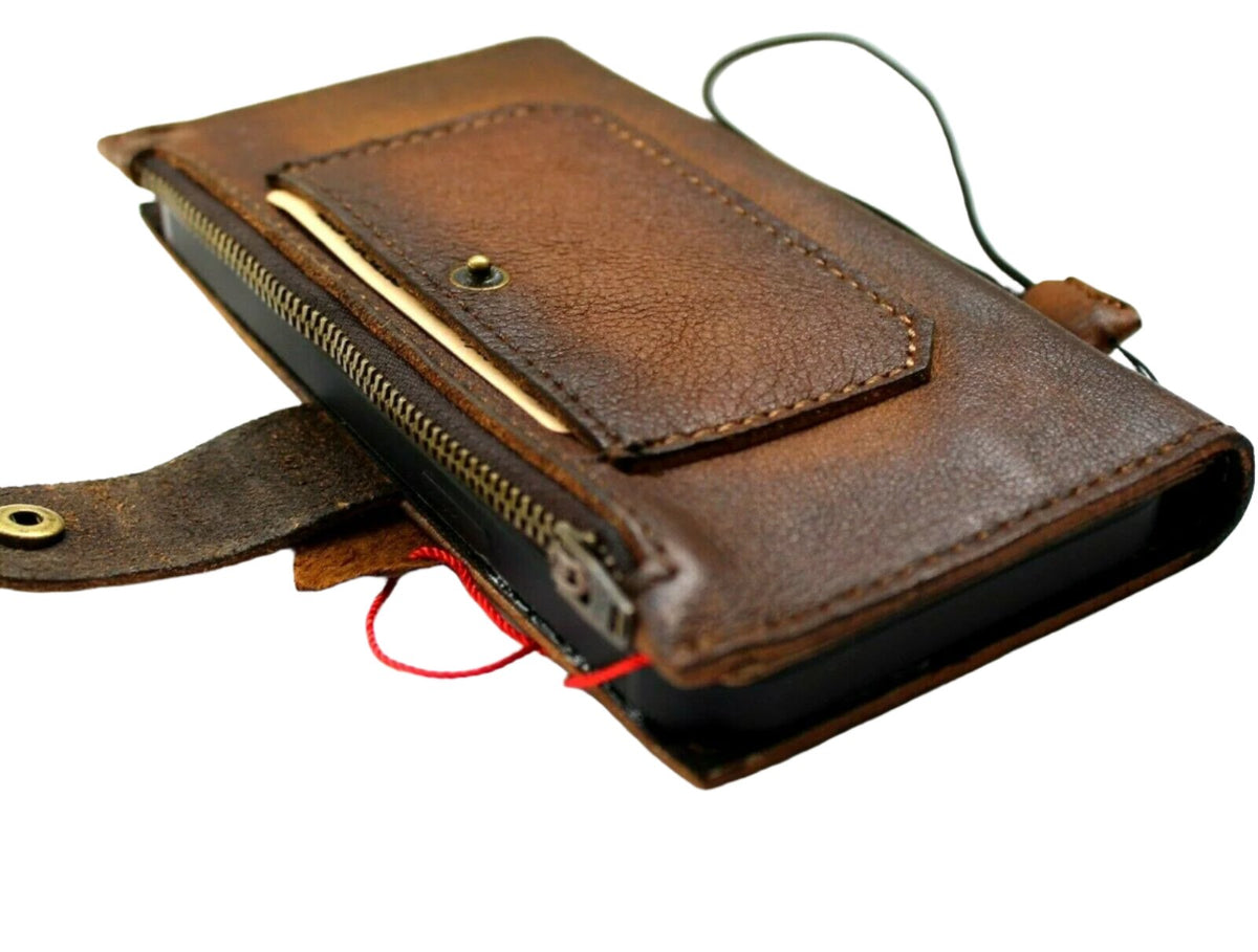 Handmade genuine leather phone case for Galaxy S series and Note models, with zipper and wallet features by DAVISCASE.