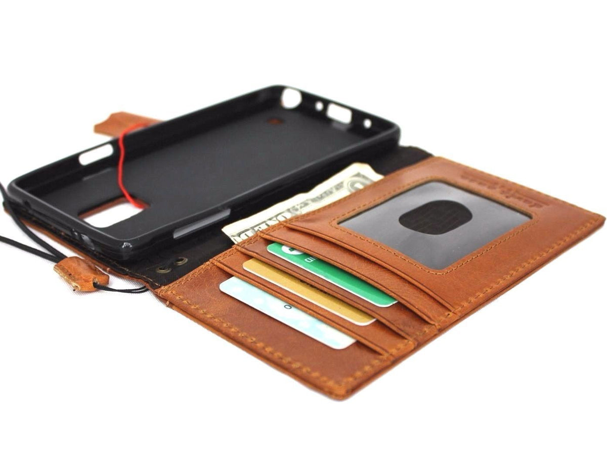 Bright brown vintage leather phone case for Samsung Galaxy Note 4 with card slots, slim design, handcrafted by DavisCase.