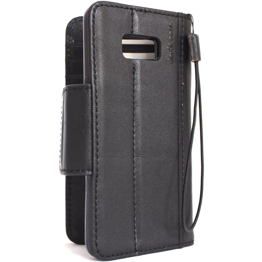 Vintage genuine oil leather Samsung Galaxy S8 Plus wallet case with magnetic closure, handmade black phone cover with card slots.
