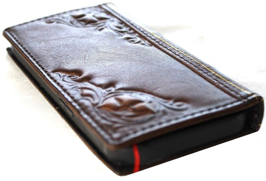 DavisCase genuine leather wallet phone case for iPhone models, vintage handcrafted design with card slots and full grain leather.