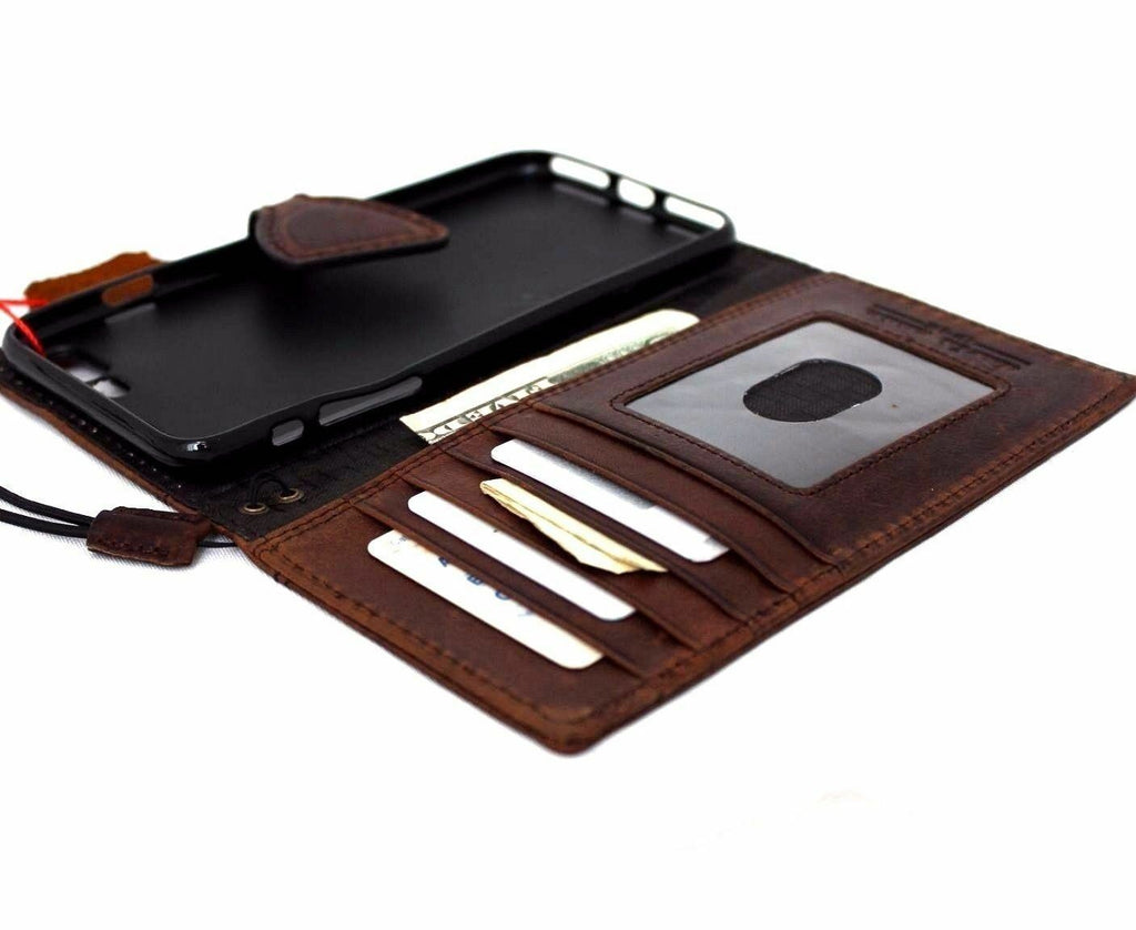 DavisCase genuine dark leather iPhone SE 2 2020 wallet case with magnetic slim design and credit card slots, suitable for wireless charging