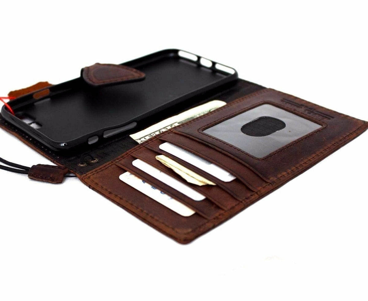 DavisCase genuine dark leather iPhone SE 2 2020 wallet case with magnetic slim design and credit card slots, suitable for wireless charging