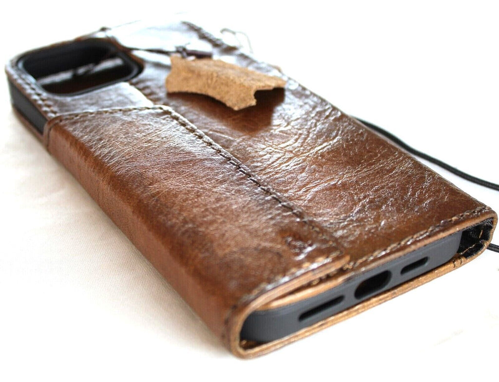 Handmade DAVISCASE leather phone case with vintage-style dark mini dog paw and bear embossing for iPhone and Samsung Galaxy models.