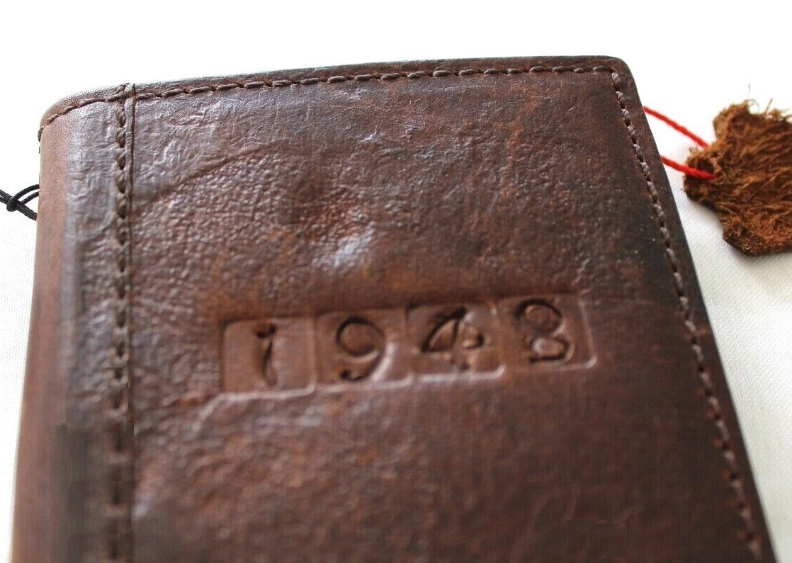 DavisCase handmade leather phone case for iPhone 11-16 Pro Max, vintage rustic style with credit card slots and full grain leather.