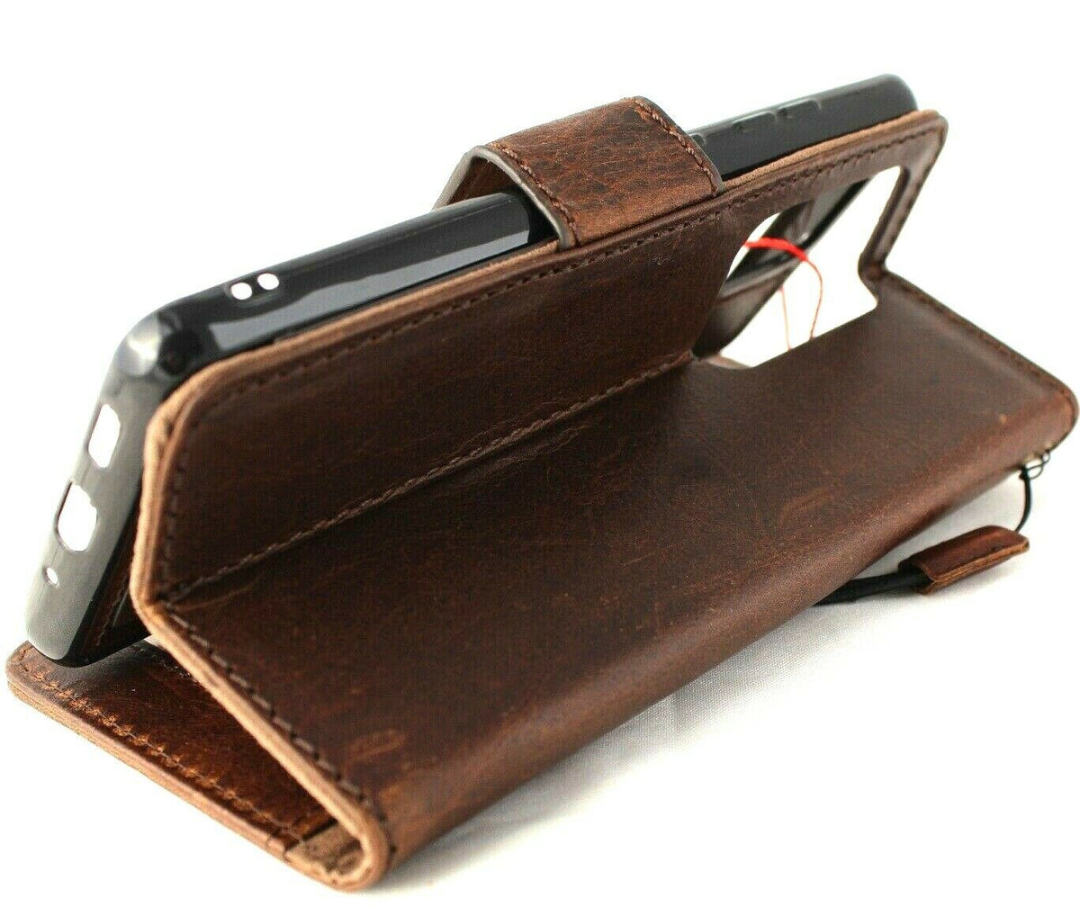 Genuine leather Samsung Galaxy Note 20 Ultra case by DAVISCASE with wallet slots, removable holder, rubber window, and wireless charging support.