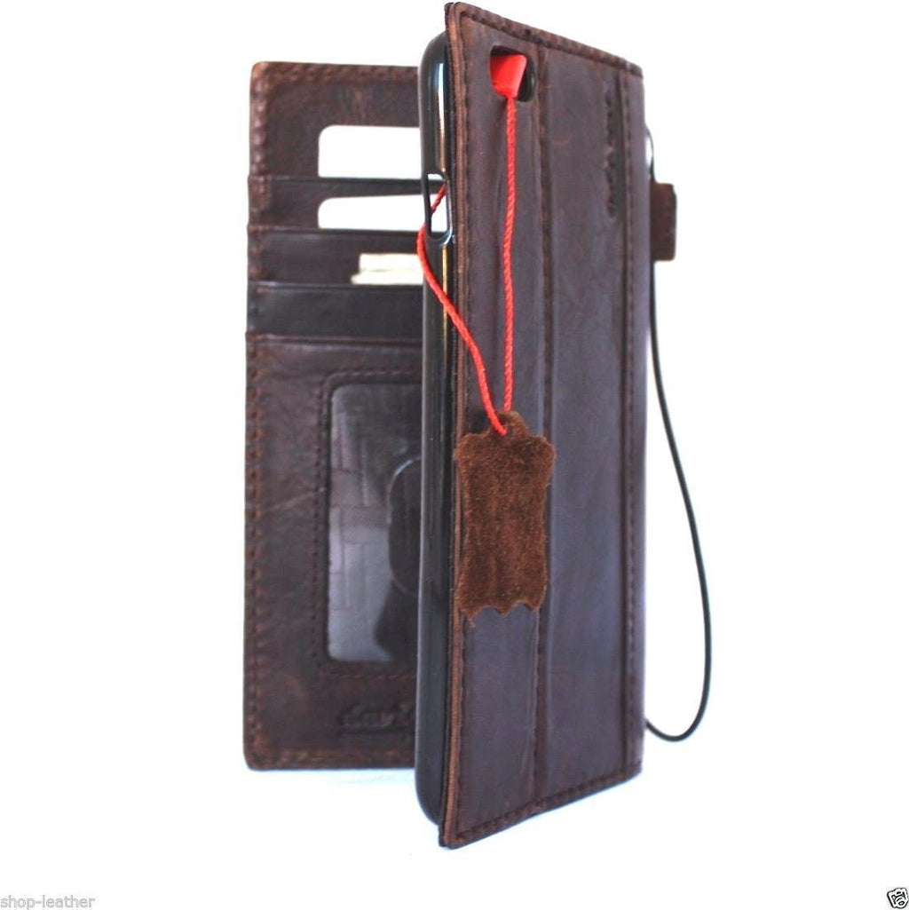 Genuine Italy leather iPhone 6/6s Plus flip wallet case by DAVISCASE with credit card slots and slim design.