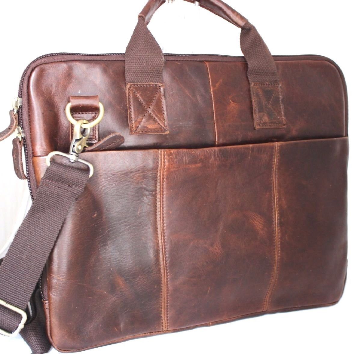 Brown genuine leather men's shoulder bag by DAVISCASE, crossbody messenger style with space for a business laptop.