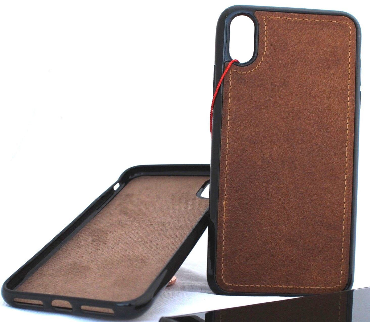 Handmade genuine leather phone case for iPhone XS Max by DAVISCASE, slim vintage design with magnetic closure.