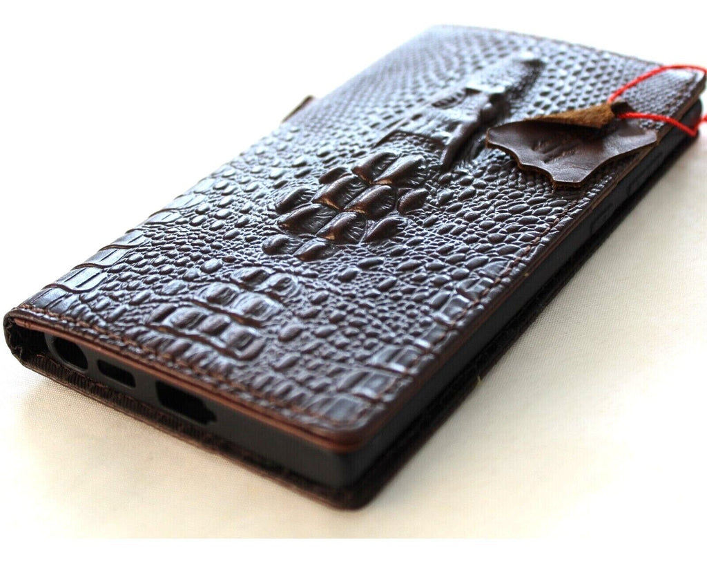 Handmade genuine leather phone case with vintage crocodile style for Galaxy S26, S22, S23, S24, S25 Ultra, S8, S9, Note FE by DAVISCASE