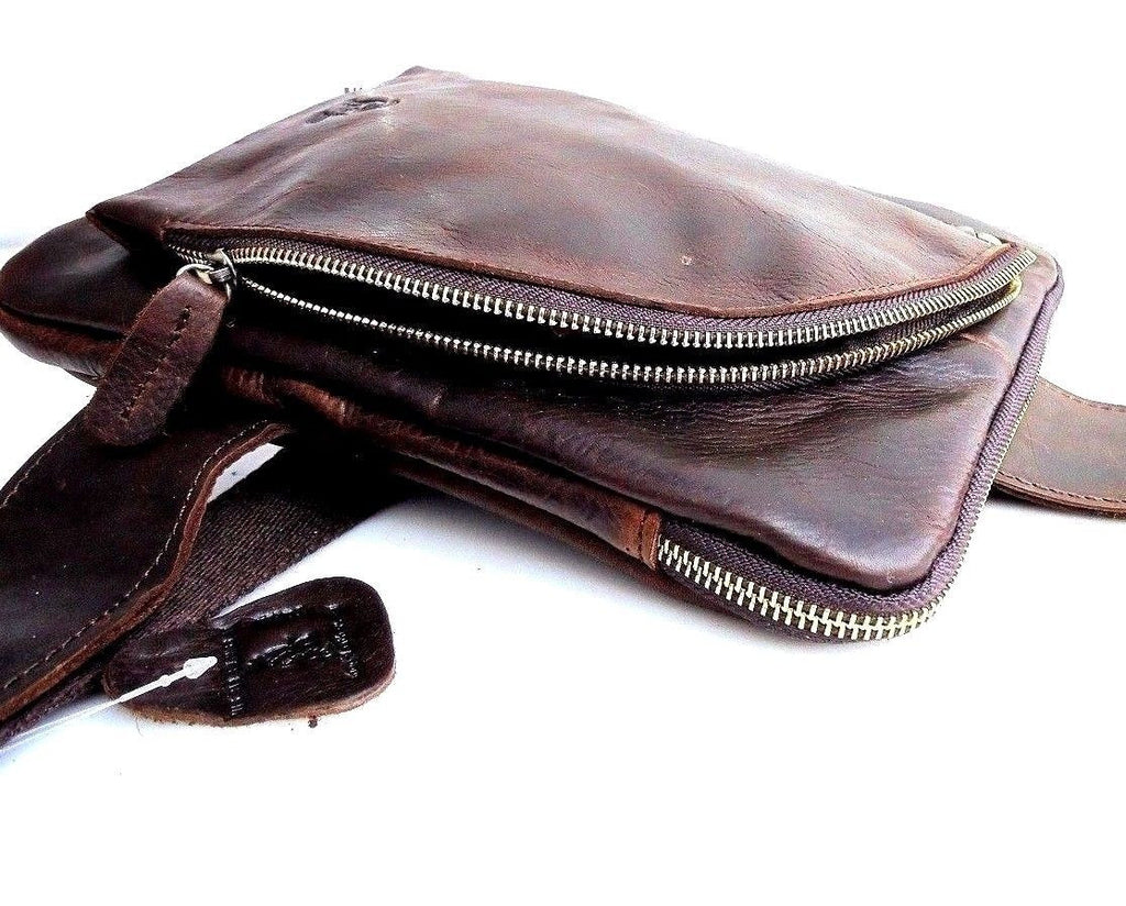 Brown genuine leather messenger bag by DAVISCASE for men, perfect for iPad, notebooks, and everyday use.