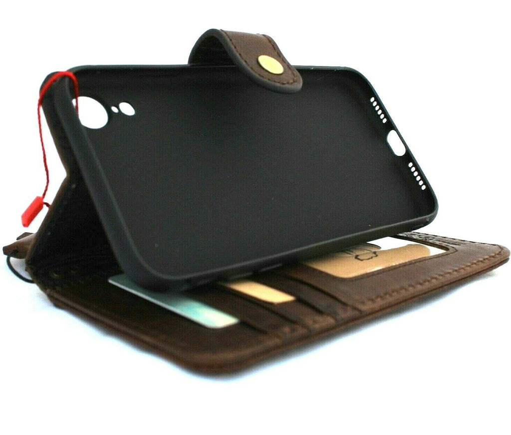 Handmade DAVISCASE genuine leather iPhone XR case cover with vintage wallet design, credit card slots, and wireless charging compatibility