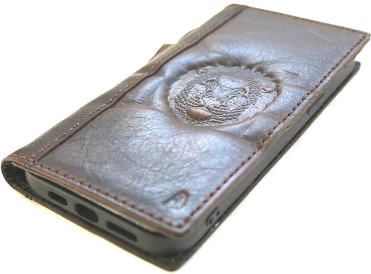 Handcrafted genuine leather wallet case for iPhone 11-15 Pro Max, with credit card slots, vintage lion design, and full grain leather from DAVISCASE.