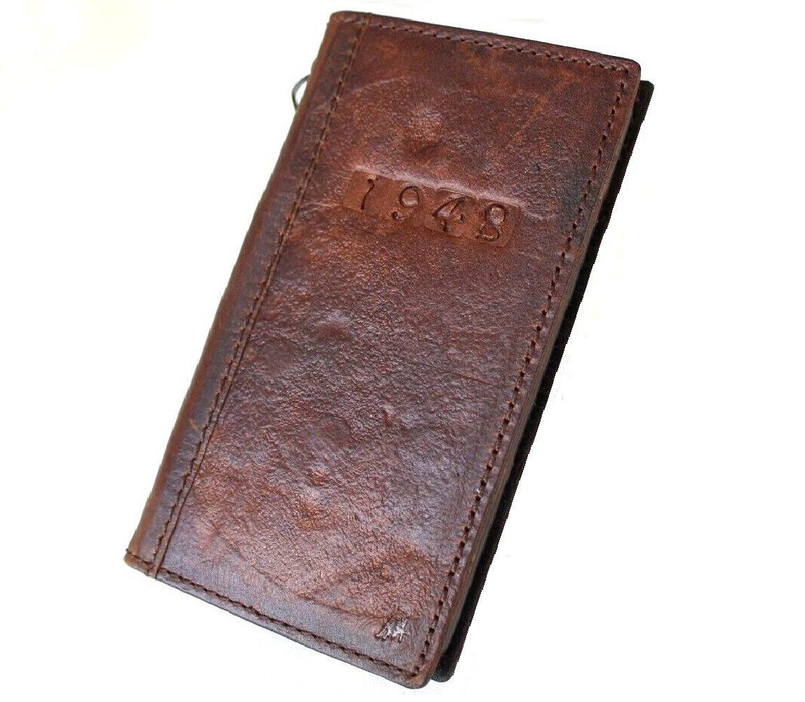 Handmade DAVISCASE genuine leather phone case with vintage style, credit card slots, for iPhone 11-16 Pro Max, rustic full grain leather