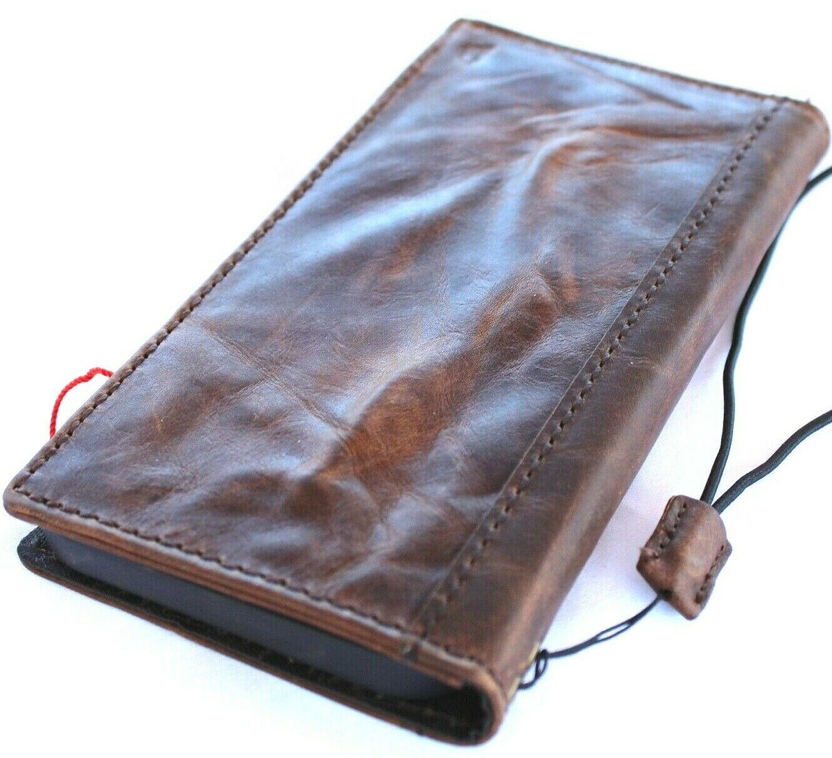 Handmade DAVISCASE leather phone case for iPhone and Galaxy models, vintage full grain leather with wallet and credit card slots.