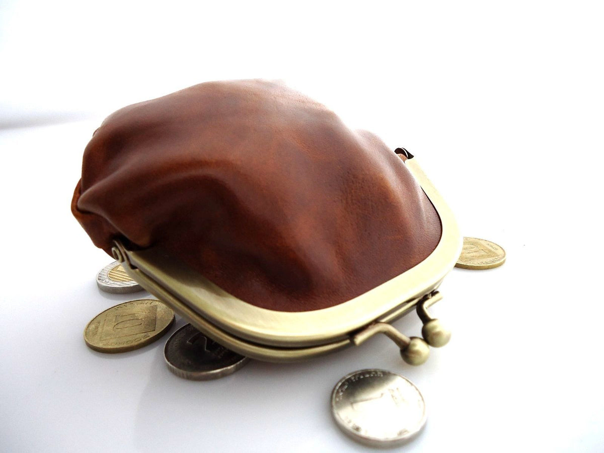 Vintage brown genuine soft leather women's mini coin purse and wallet case, compact and stylish DavisCase handbag accessory