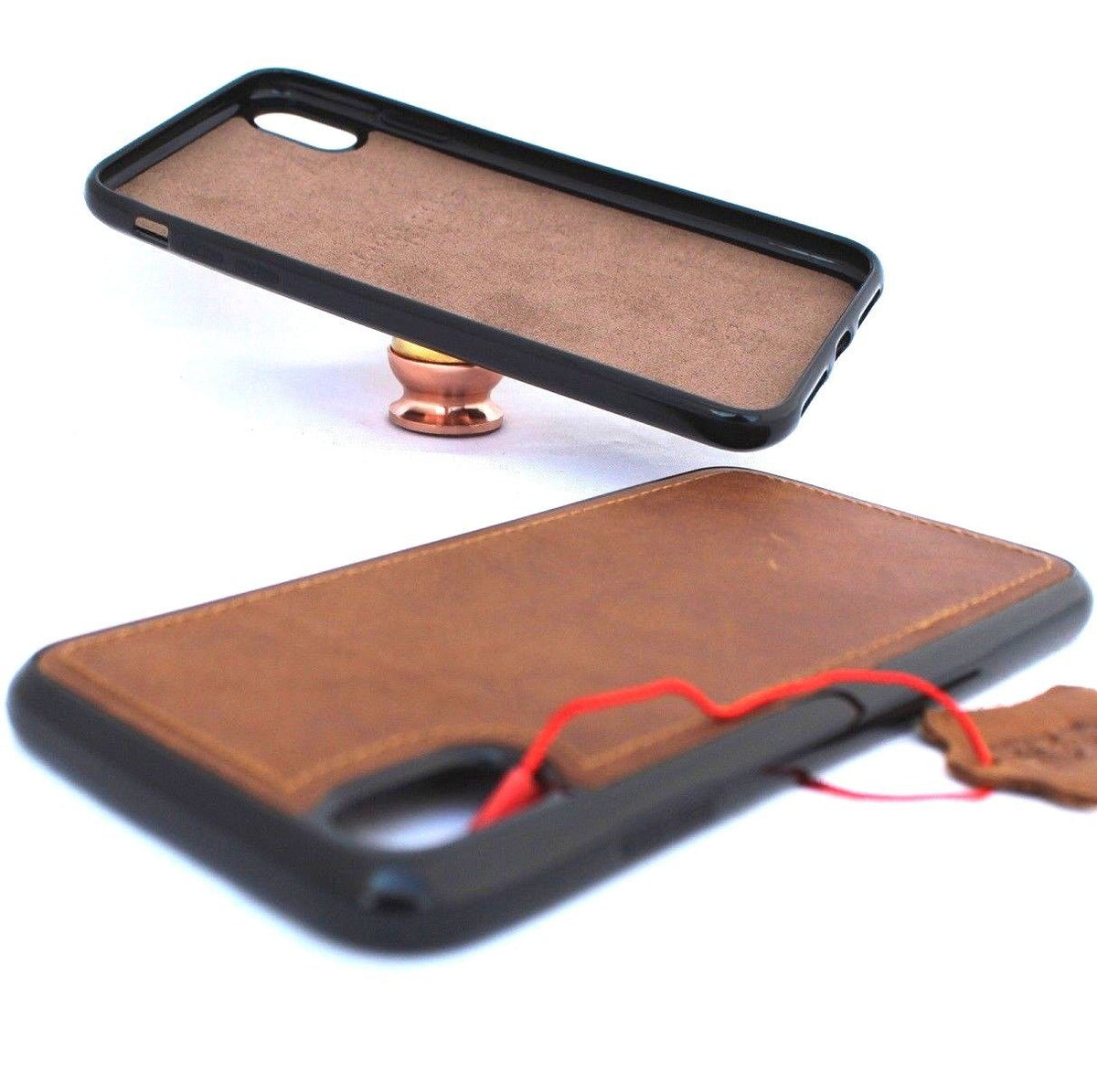 Handmade genuine leather iPhone XS Max case by DAVISCASE with slim vintage design and magnetic closure.