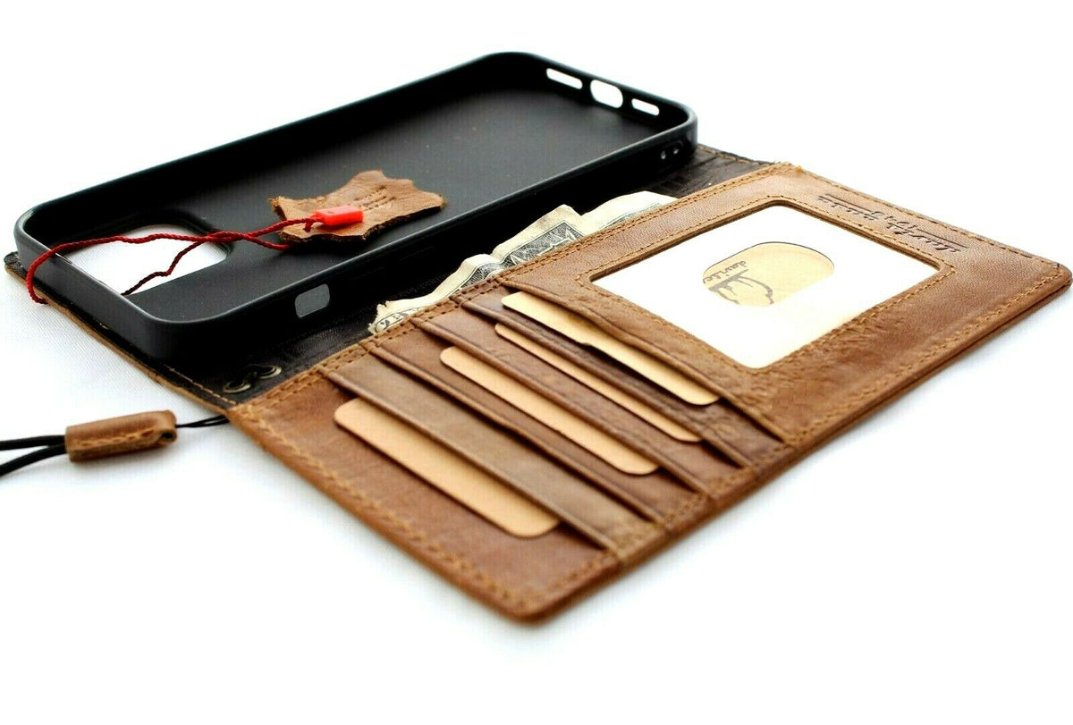DAVISCASE genuine leather phone case for iPhone 11-15 and Samsung Galaxy S series, vintage-style embossed leather wallet cover.