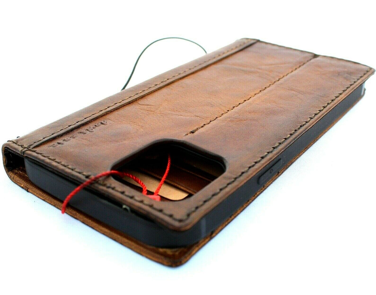 Handmade genuine leather phone case for iPhone 14-17 Pro Max and Galaxy S26 Ultra, vintage full grain leather with wallet design by DAVISCASE.