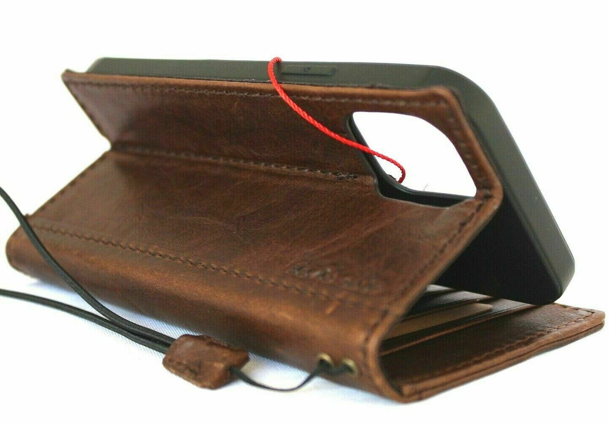 Vintage-style leather phone case for iPhone 12 Pro, DAVISCASE, with wallet design, ID window, credit card slots, full grain soft cover