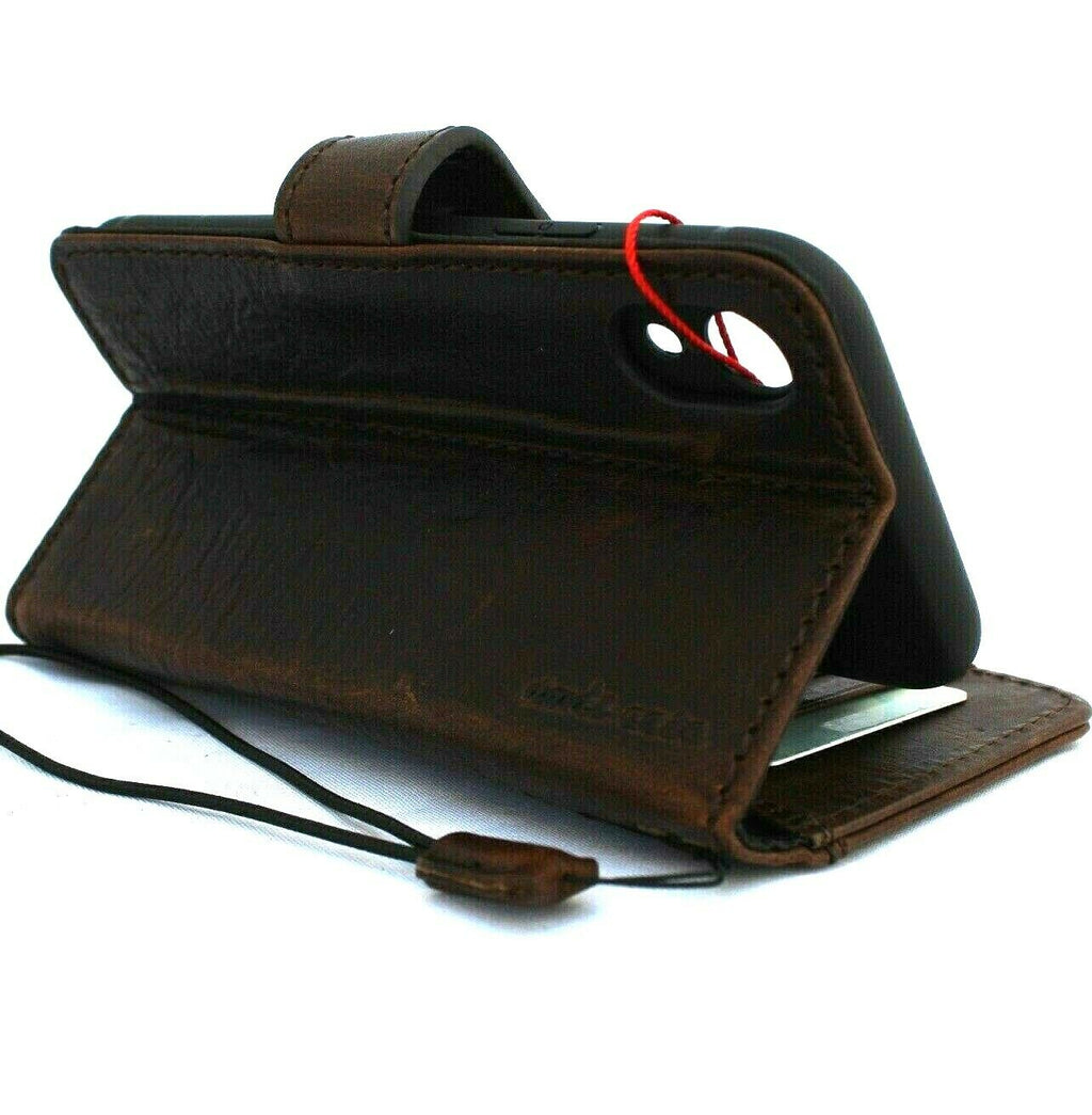 Vintage leather wallet case for Apple iPhone XR by DAVISCASE, handmade with card slots and wireless charging compatibility.