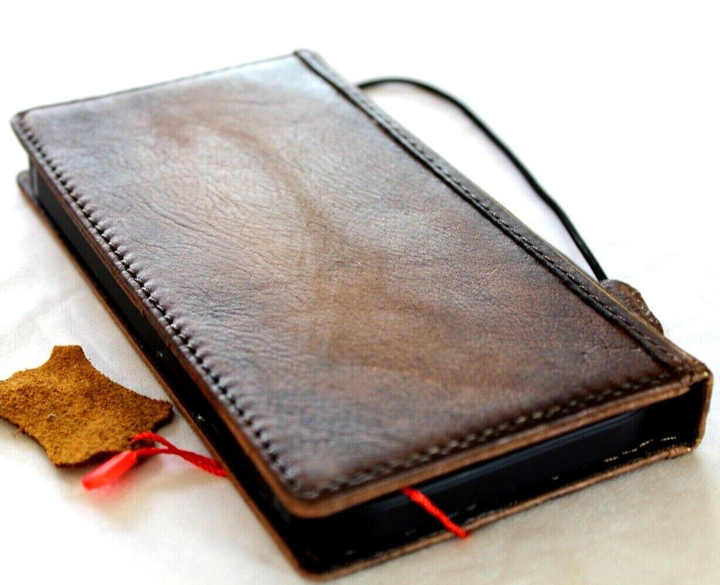 Genuine leather phone case for Samsung Galaxy S22, S21, S20, Note 20, A53, A12, A71, vintage style, full grain, wallet design by DAVISCASE.