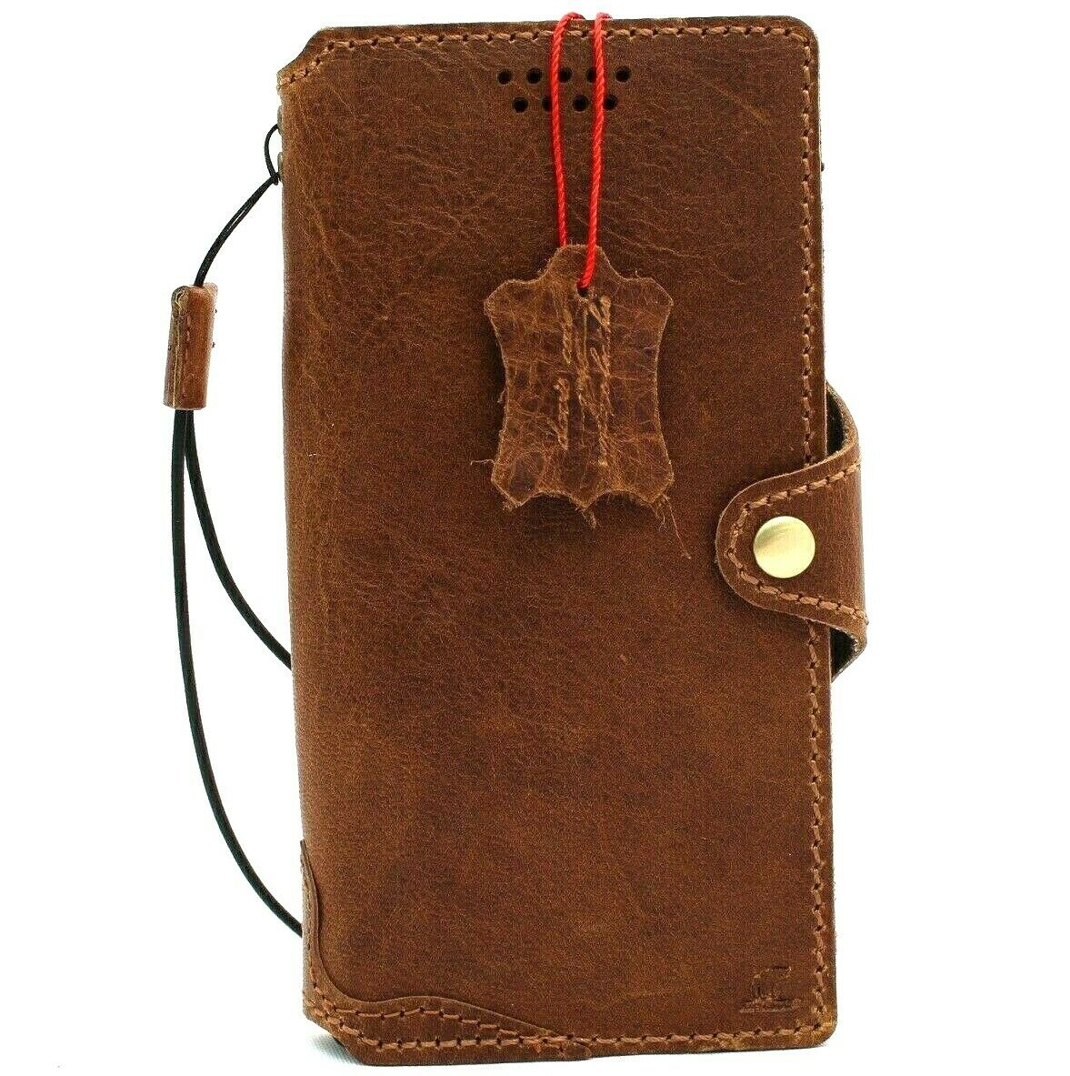 Vintage tan leather case for Samsung Galaxy Note 10 Plus, DavisCASE book wallet with card slots, stand, and slim design.
