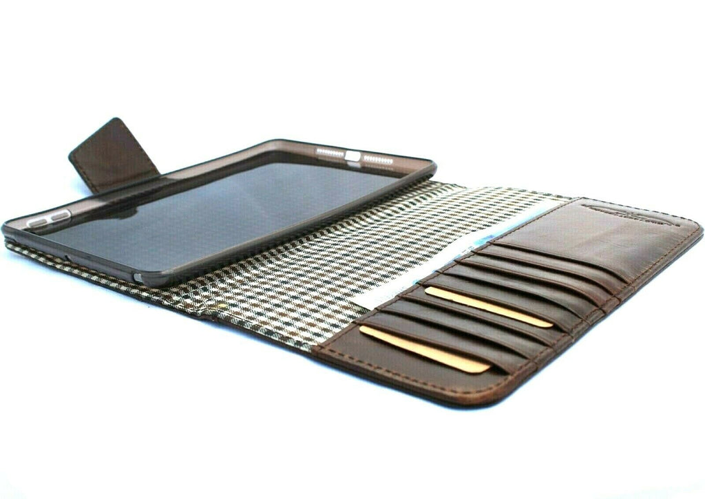 Handmade genuine leather iPad Mini case by DAVISCASE with card slots, designed for Apple iPad Mini 3-7th generation, luxury style.