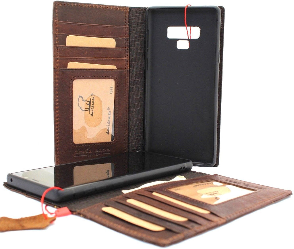 Dark vintage leather wallet case for Samsung Galaxy Note 9, with card slots, slim design, handcrafted by DAVISCASE.