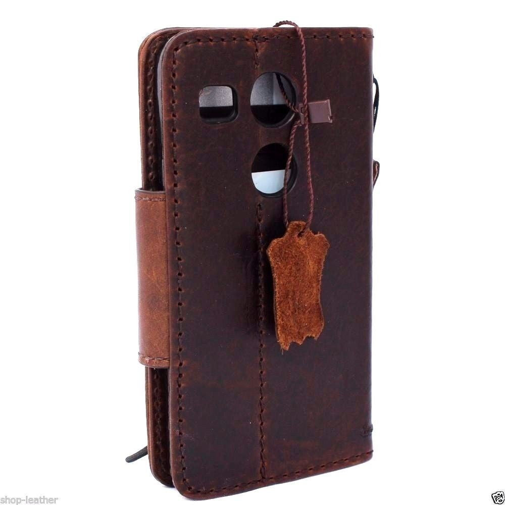 Handmade genuine Italian leather LG Nexus 5X hard case with slim, luxury book-style wallet cover by DAVISCASE.