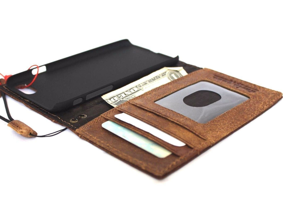 Genuine bright brown soft leather iPhone SE 2 case with wallet card slots, slim design, suitable for wireless charging, DavisCase Art