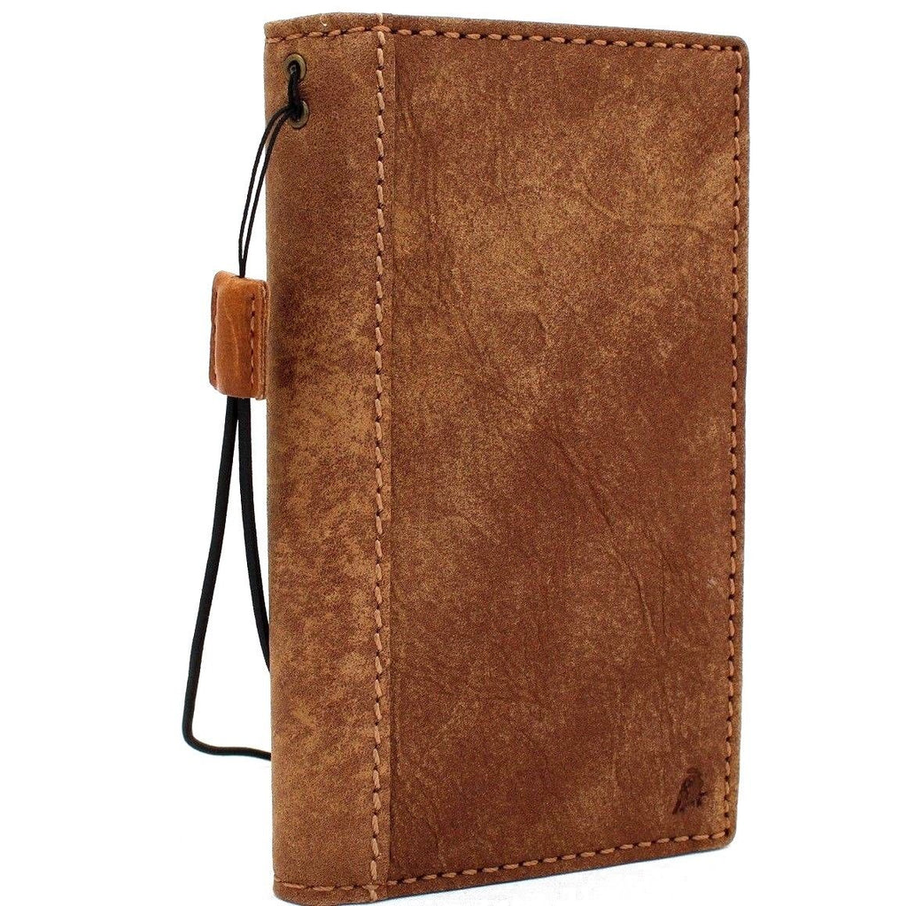 Handmade vintage tan leather wallet case for Samsung Galaxy S9 by DAVISCASE, featuring a classic book-style design and card slots.