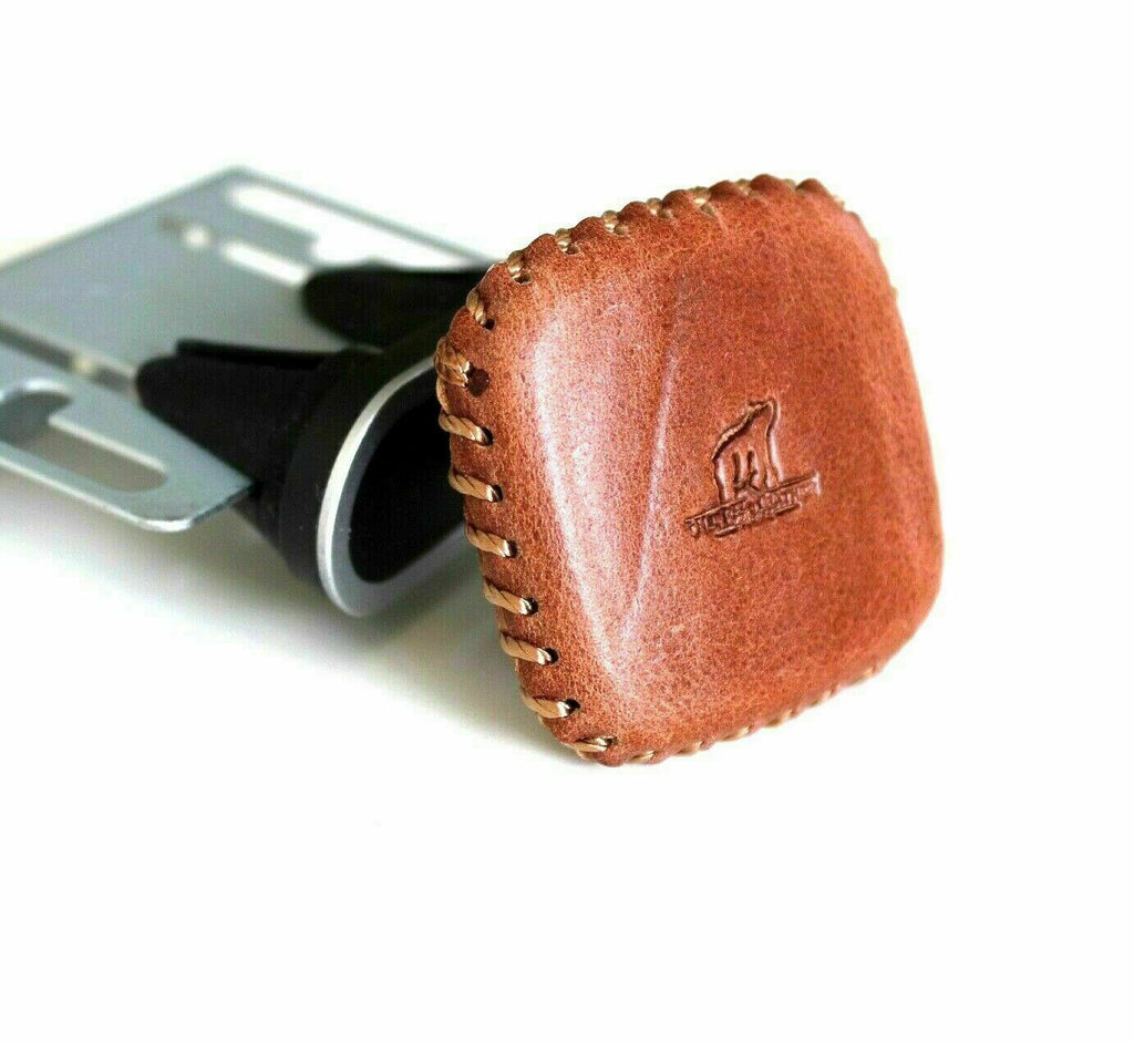 Handmade genuine leather iPhone 11 wallet case by DAVISCASE with magnetic book cover, credit holder, and detachable prime holder.