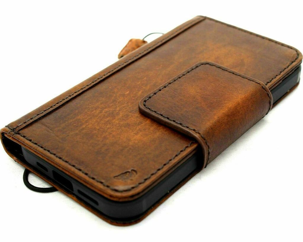 Handmade genuine leather wallet case for iPhone 12 Pro by DAVISCASE, vintage look, ID window, credit card slots, magnetic closure.