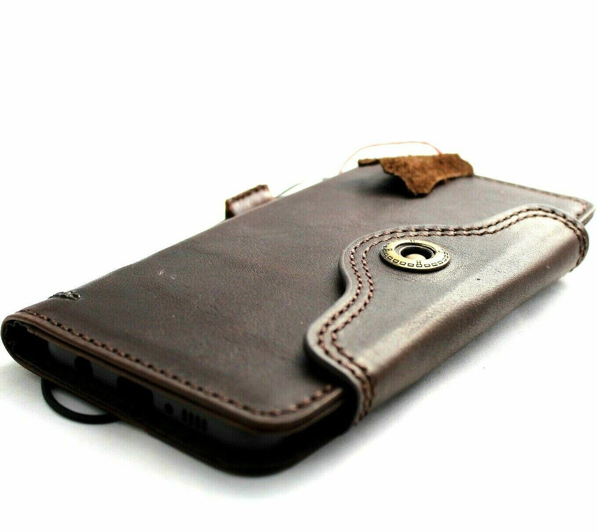 Handmade genuine leather phone case for Galaxy S24, S25, Fold 3-7, Note A71, A52 series, with wallet clasp by DAVISCASE.
