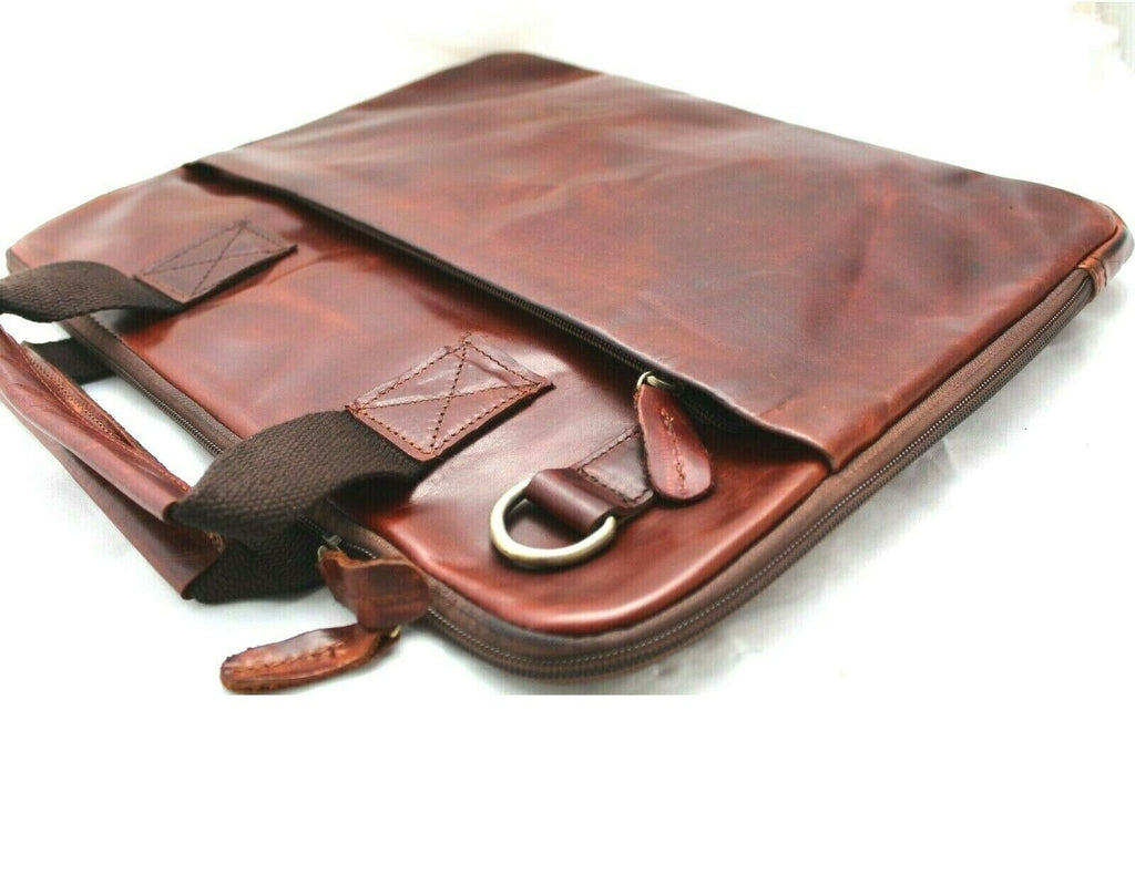Mens brown genuine leather shoulder messenger bag by DAVISCASE, featuring a classic briefcase style with space for a laptop or iPad.