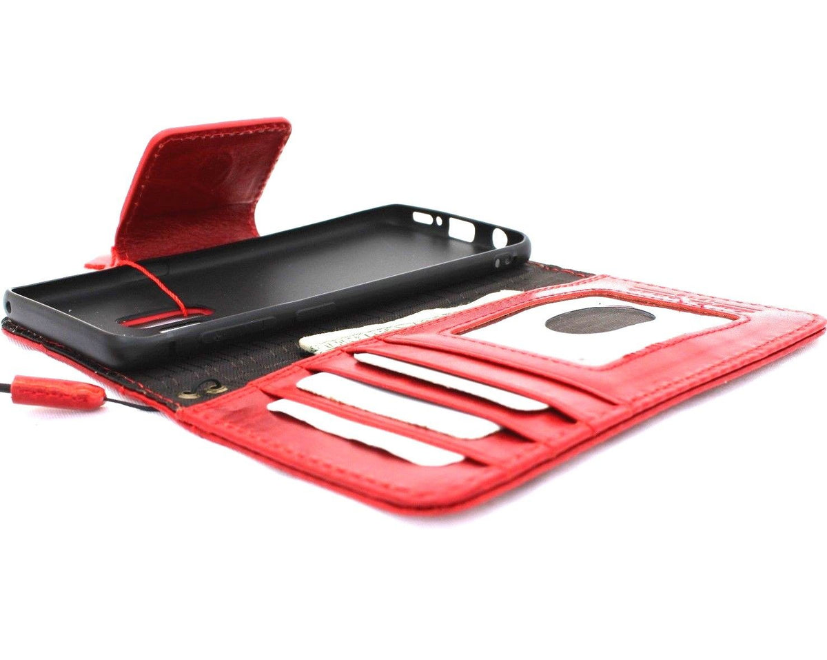 Handmade red wine genuine Italian leather Samsung Galaxy S9 wallet case with magnetic cover and oiled finish.