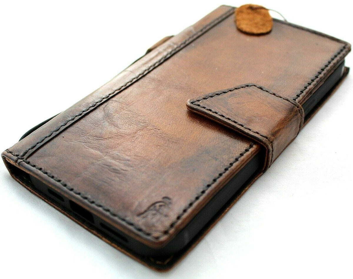 Handmade DavisCase dark leather LG V60 wallet cover with card slots, vintage soft brown leather, magnetic closure, and handcrafted details.